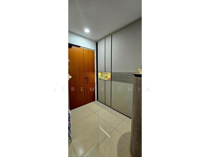 435C Bukit Batok West Avenue 5, 435C Bukit Batok West Avenue 5, Dairy Farm / Bukit Panjang / Choa Chu Kang, 3 Bedrooms, 1,001 sqft, HDB Flat For Sale, by Jeremy Chia, 500263979 - Entrance - PropertyGuru.com.sg