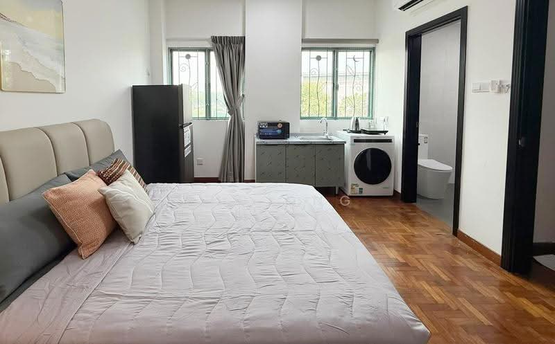 Westville, Westwood Avenue, Boon Lay / Jurong / Tuas, Room Rental, 150 sqft, Terraced House For Rent, by Eng Ong, 500263992 - Bedroom 6 - PropertyGuru.com.sg