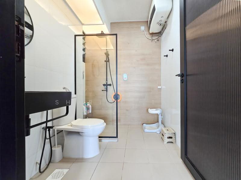 413B Northshore Drive, 413B Northshore Drive, Hougang / Punggol / Sengkang, 3 Bedrooms, 1,012 sqft, HDB Flat For Sale, by Sharique Tan, 500263993 - Bathroom - PropertyGuru.com.sg