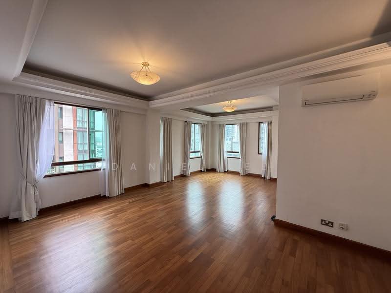 Family Living at Emerald Hill Orchard — 3BR + Helper's Room, Schools & MRT at Your Doorstep, Orchard / River Valley, 3 Bedrooms, 1,200 sqft, Condominium For Rent, by Daniel Lee, 500264002 - Living Room - PropertyGuru.com.sg