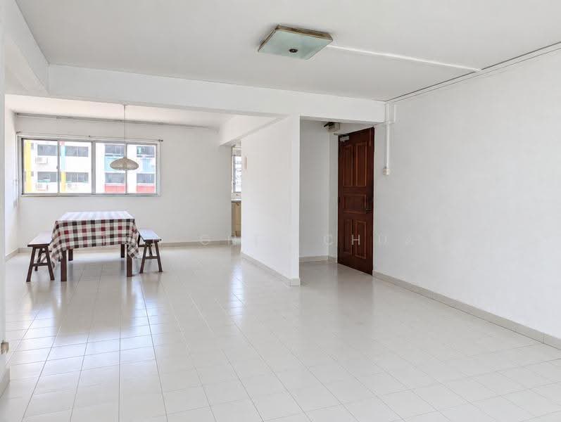 155 Yishun Street 11, 155 Yishun Street 11, Sembawang / Yishun, 3 Bedrooms, 1,302 sqft, HDB Flat For Sale, by Toh Ghee Chuan, 500264007 - Living / Dining - PropertyGuru.com.sg