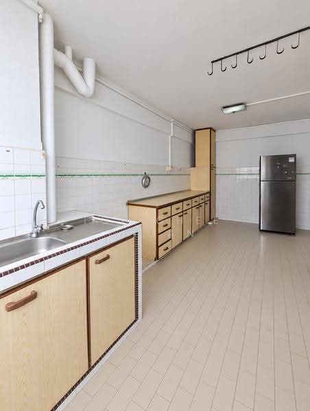 155 Yishun Street 11, 155 Yishun Street 11, Sembawang / Yishun, 3 Bedrooms, 1,302 sqft, HDB Flat For Sale, by Toh Ghee Chuan, 500264007 - Kitchen - PropertyGuru.com.sg