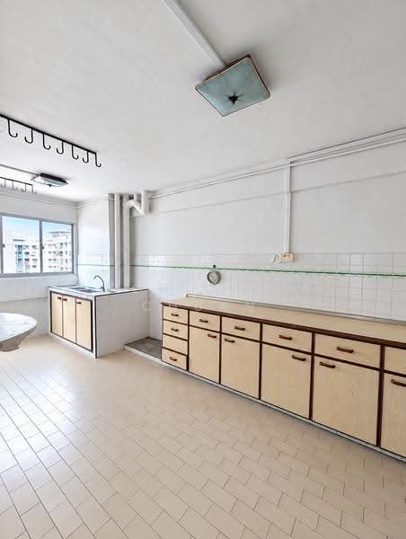 155 Yishun Street 11, 155 Yishun Street 11, Sembawang / Yishun, 3 Bedrooms, 1,302 sqft, HDB Flat For Sale, by Toh Ghee Chuan, 500264007 - Kitchen - PropertyGuru.com.sg