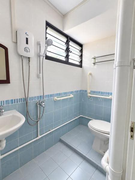 805 King George's Avenue, 805 King George's Avenue, Farrer Park / Serangoon Rd, 1 Bedroom, 473 sqft, HDB Flat For Sale, by Ernest Low, 500264014 - Bathroom - PropertyGuru.com.sg