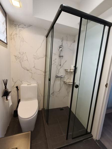 448A Bukit Batok West Avenue 9, 448A Bukit Batok West Avenue 9, Dairy Farm / Bukit Panjang / Choa Chu Kang, Room Rental, 150 sqft, HDB Flat For Rent, by Monica Shi, 500264015 - Bathroom - PropertyGuru.com.sg