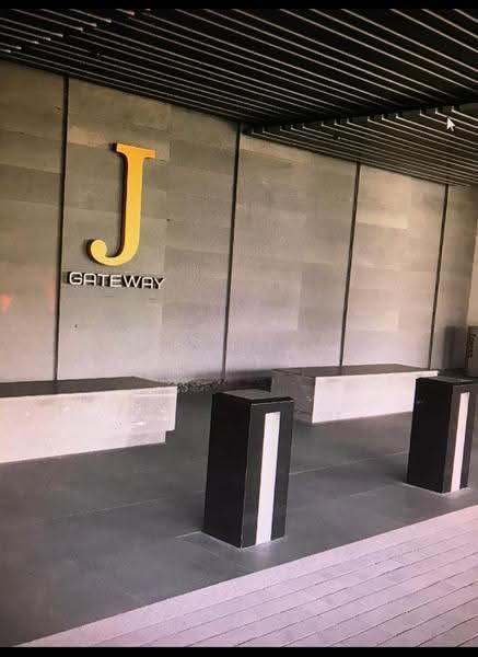 J Gateway, Boon Lay / Jurong / Tuas, 2 Bedrooms, 743 sqft, Condominium For Rent, by Amy Tan, 500264017 - PropertyGuru.com.sg