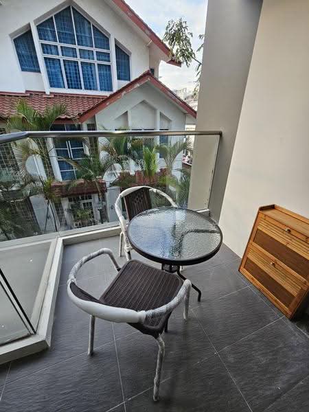 Co-Living Standard & Master Rooms near Kembangan & Eunos MRT, Eunos / Geylang / Paya Lebar, Room Rental, 200 sqft, Apartment For Rent, by Iris T. 张文珊, 500264022 - Balcony - PropertyGuru.com.sg