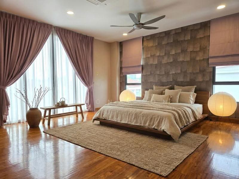 Rare Semi Detached in Paya Lebar, Hougang / Punggol / Sengkang, 6 Bedrooms, 7,770 sqft, Semi-Detached House For Sale, by Dixon Poon, 500264031 - Bedroom - PropertyGuru.com.sg
