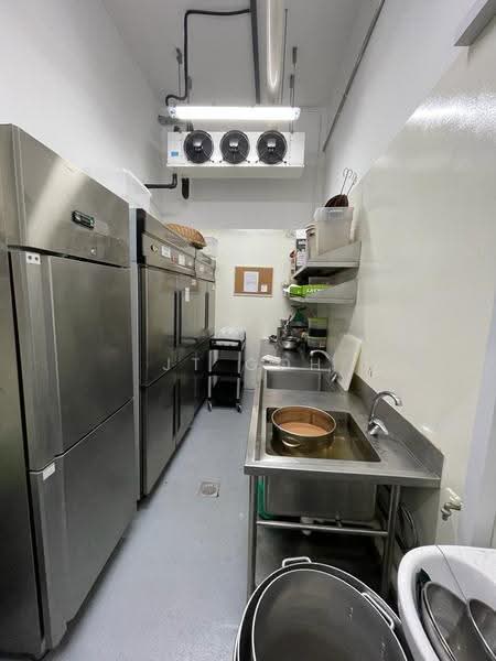 Harper Point, 25 Harper Road, Macpherson / Potong Pasir, 1,991 sqft, Light Industrial (B1) For Rent, by JT Goh, 500264032 - Kitchen - CommercialGuru.com.sg