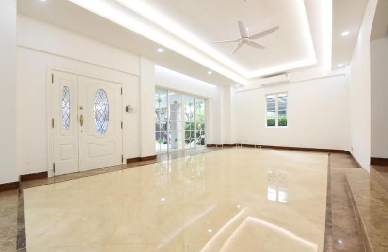 Gentle Villas, Gentle Drive, Newton / Novena, 5 Bedrooms, 3,685 sqft, Detached House For Rent, by James Ong, 500264050 - Entrance - PropertyGuru.com.sg