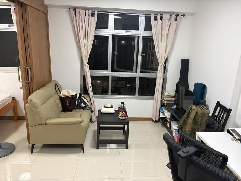 405A Northshore Drive, 405A Northshore Drive, Hougang / Punggol / Sengkang, 1 Bedroom, 506 sqft, HDB Flat For Rent, by Lionel Goh, 500264060 - Living Room - PropertyGuru.com.sg