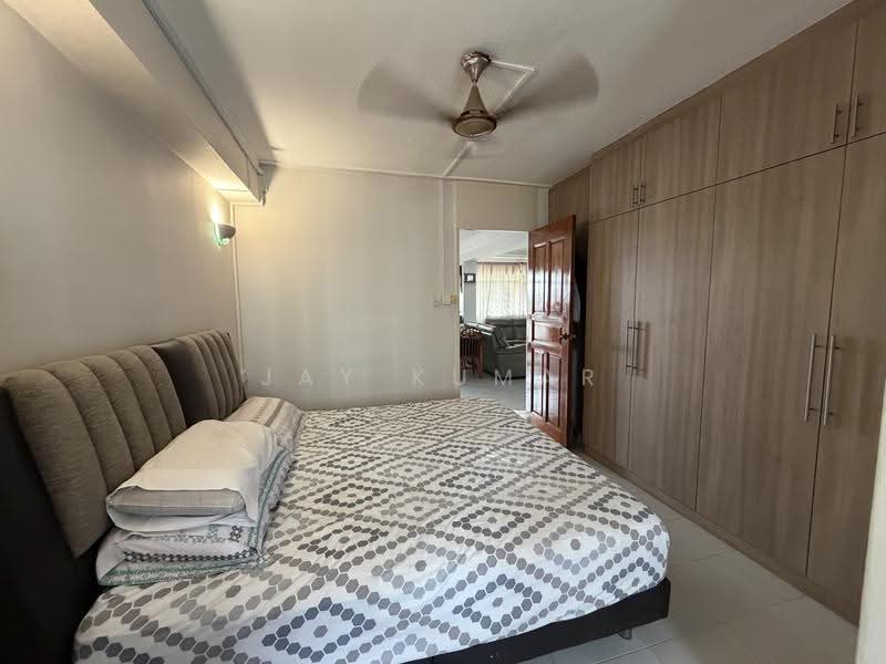 423 Choa Chu Kang Avenue 4, 423 Choa Chu Kang Avenue 4, Dairy Farm / Bukit Panjang / Choa Chu Kang, 3 Bedrooms, 1,141 sqft, HDB Flat For Sale, by Jay Kumar, 500264080 - Bedroom - PropertyGuru.com.sg