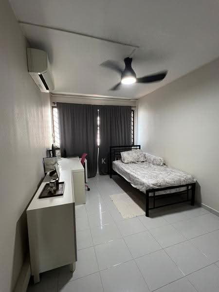 423 Choa Chu Kang Avenue 4, 423 Choa Chu Kang Avenue 4, Dairy Farm / Bukit Panjang / Choa Chu Kang, 3 Bedrooms, 1,141 sqft, HDB Flat For Sale, by Jay Kumar, 500264080 - Bedroom - PropertyGuru.com.sg