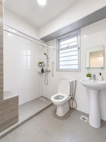 802C Keat Hong Close, 802C Keat Hong Close, Dairy Farm / Bukit Panjang / Choa Chu Kang, 3 Bedrooms, 990 sqft, HDB Flat For Sale, by Edwin Tan, 500264090 - Bathroom - PropertyGuru.com.sg