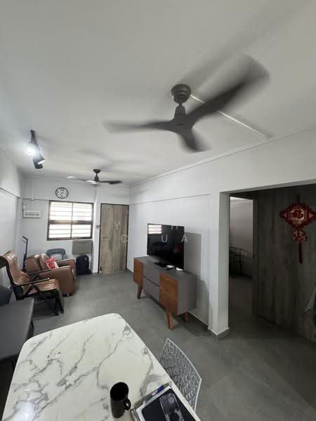 208 New Upper Changi Road, 208 New Upper Changi Road, Bedok / Upper East Coast, 2 Bedrooms, 731 sqft, HDB Flat For Sale, by Cynthia Chua, 500264091 - Living Room - PropertyGuru.com.sg
