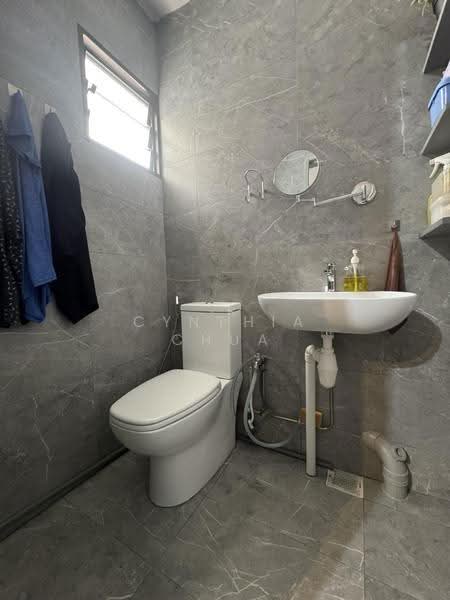 208 New Upper Changi Road, 208 New Upper Changi Road, Bedok / Upper East Coast, 2 Bedrooms, 731 sqft, HDB Flat For Sale, by Cynthia Chua, 500264091 - Bathroom - PropertyGuru.com.sg