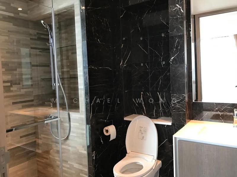 J Gateway, 2 Gateway Drive, Boon Lay / Jurong / Tuas, 1 Bedroom, 474 sqft, Condominium For Rent, by Michael Wong, 500264097 - Bathroom - PropertyGuru.com.sg