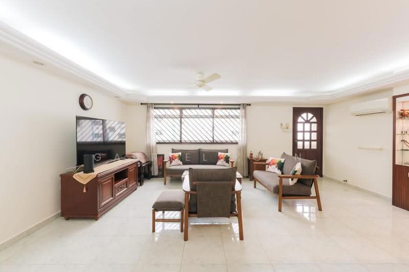 419 Woodlands Street 41, 419 Woodlands Street 41, Admiralty / Woodlands, 5 Bedrooms, 1,905 sqft, HDB Flat For Sale, by Gabriel Koon, 500264099 - Living Room - PropertyGuru.com.sg