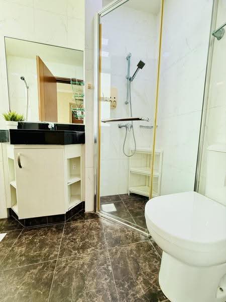 Bishan Loft, 33 Bishan Street 11, Ang Mo Kio / Bishan / Thomson, Room Rental, 180 sqft, Condominium For Rent, by Steve Voon, 500264100 - Bathroom - PropertyGuru.com.sg