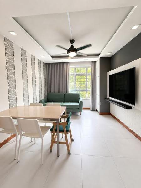 463B Sembawang Drive, 463B Sembawang Drive, Sembawang / Yishun, 3 Bedrooms, 990 sqft, HDB Flat For Sale, by Steve Liu, 500264101 - Living Room - PropertyGuru.com.sg