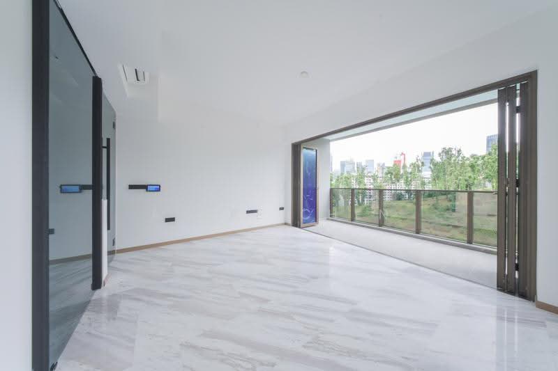 The Landmark, 173 Chin Swee Road, Alexandra / Commonwealth, 3 Bedrooms, 1,076 sqft, Condominium For Sale, by Andre Chen, 500264107 - Balcony - PropertyGuru.com.sg