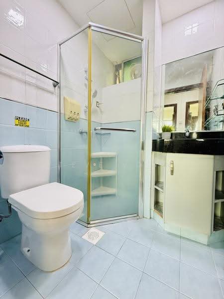 Bishan Loft, 33 Bishan Street 11, Ang Mo Kio / Bishan / Thomson, Room Rental, 140 sqft, Condominium For Rent, by Steve Voon, 500264110 - Bathroom - PropertyGuru.com.sg