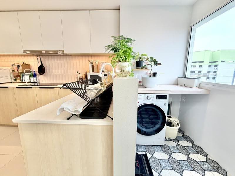 662 Buffalo Road, 662 Buffalo Road, Farrer Park / Serangoon Rd, 2 Bedrooms, 882 sqft, HDB Flat For Sale, by Jaeson Lin 林暉盛, 500264117 - Kitchen - PropertyGuru.com.sg