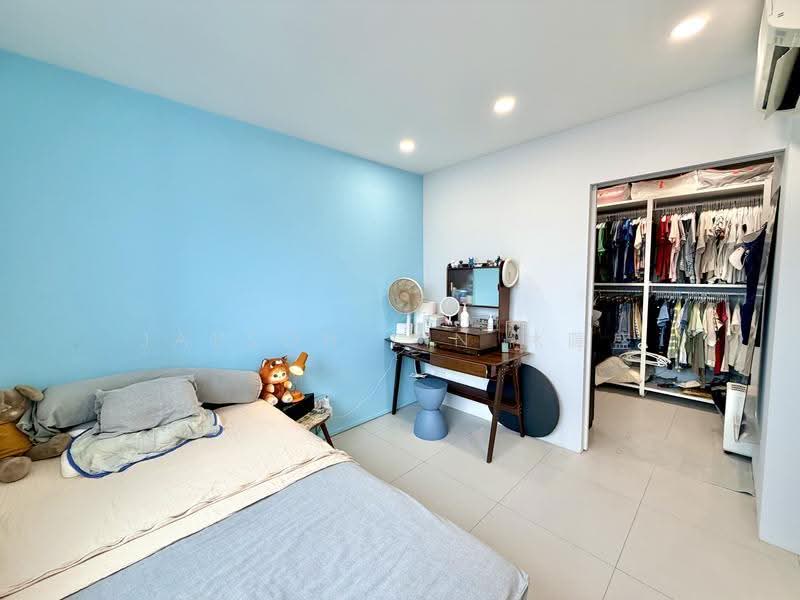 662 Buffalo Road, 662 Buffalo Road, Farrer Park / Serangoon Rd, 2 Bedrooms, 882 sqft, HDB Flat For Sale, by Jaeson Lin 林暉盛, 500264117 - Bedroom - PropertyGuru.com.sg