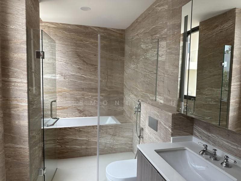 Brand New Semi-D at Coronation road, Coronation road/King’s road/Lutheran road, Tanglin / Holland / Bukit Timah, 4 Bedrooms, 7,000 sqft, Semi-Detached House For Sale, by Desmond Goh, 500264124 - Bathroom - PropertyGuru.com.sg