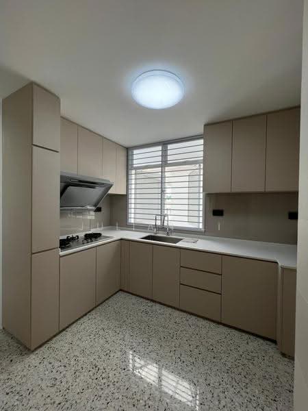 Grand Regency, 9 Jalan Rajawali, Clementi Park / Upper Bukit Timah, 3 Bedrooms, 1,119 sqft, Condominium For Sale, by Julian Li, 500264139 - Kitchen - PropertyGuru.com.sg