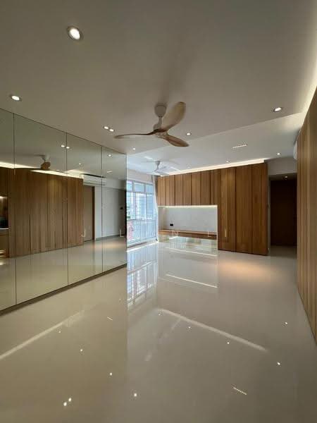 Grand Regency, 9 Jalan Rajawali, Clementi Park / Upper Bukit Timah, 3 Bedrooms, 1,119 sqft, Condominium For Sale, by Julian Li, 500264139 - Living Room - PropertyGuru.com.sg