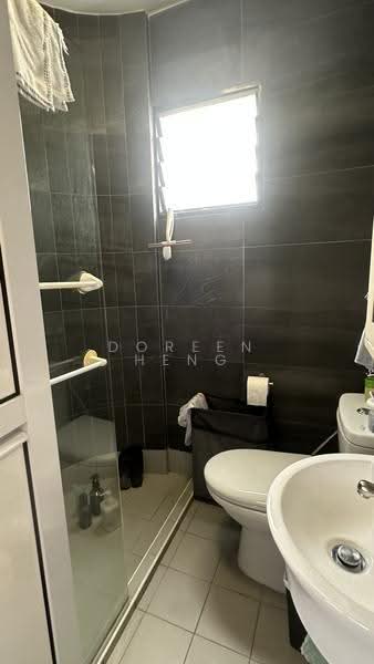 121 Hougang Avenue 1, 121 Hougang Avenue 1, Hougang / Punggol / Sengkang, 2 Bedrooms, 721 sqft, HDB Flat For Sale, by Doreen Heng, 500264156 - PropertyGuru.com.sg