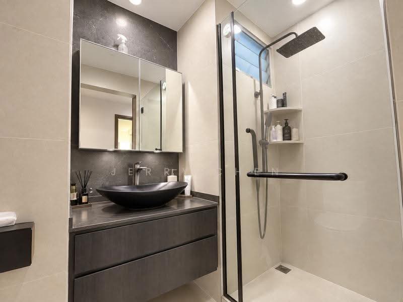The Quintet, 36 Choa Chu Kang Street 64, Dairy Farm / Bukit Panjang / Choa Chu Kang, 3 Bedrooms, 1,259 sqft, Condominium For Sale, by Jerry Chen, 500264158 - Bathroom - PropertyGuru.com.sg