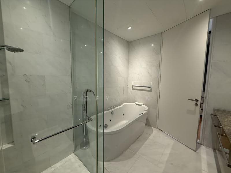 South Beach Residences, 28 South Beach Road, Beach Road / Bugis / Rochor, 4 Bedrooms, 2,357 sqft, Condominium For Rent, by Zoey Tan, 500264161 - Bathroom - PropertyGuru.com.sg