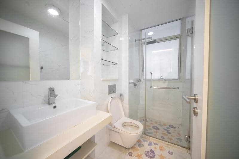 The Cascadia, 921 Bukit Timah Road, Clementi Park / Upper Bukit Timah, 1 Bedroom, 570 sqft, Condominium For Sale, by Amber Li, 500264164 - Bathroom - PropertyGuru.com.sg