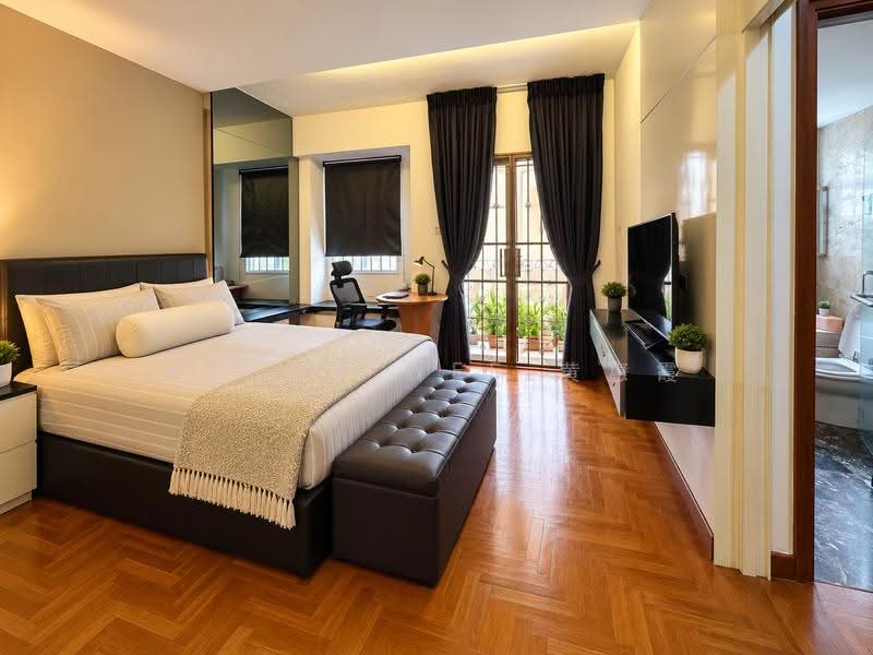 Cashew Crescent, Cashew Crescent, Dairy Farm / Bukit Panjang / Choa Chu Kang, 5 Bedrooms, 3,500 sqft, Terraced House For Rent, by Yvone Wee 黄惠霞, 500264179 - Bedroom - PropertyGuru.com.sg