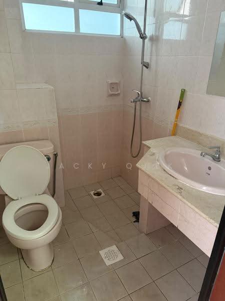 Eunos Park, 5 Kampong Eunos, Eunos / Geylang / Paya Lebar, Room Rental, 90 sqft, Condominium For Rent, by Jacky Quek, 500264180 - Bathroom - PropertyGuru.com.sg