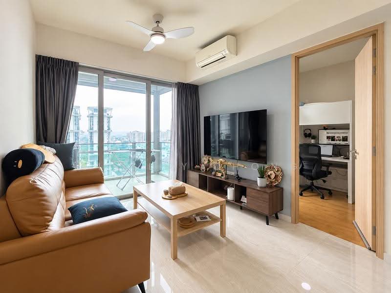 Stars of Kovan, 984 Upper Serangoon Road, Hougang / Punggol / Sengkang, 2 Bedrooms, 753 sqft, Condominium For Sale, by Ainsley Chong, 500264193 - Living Room - PropertyGuru.com.sg