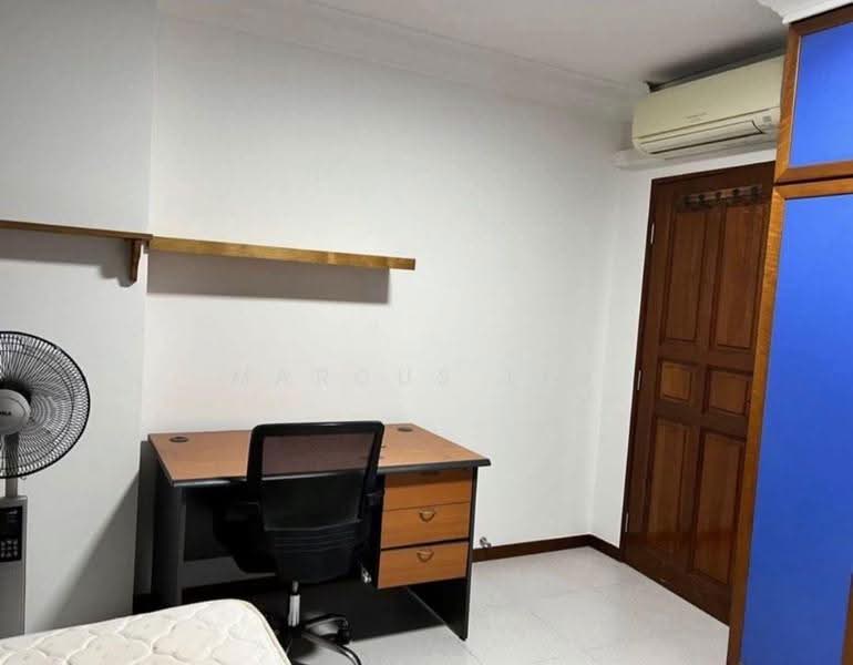 923 Hougang Avenue 9, 923 Hougang Avenue 9, Hougang / Punggol / Sengkang, Room Rental, 180 sqft, HDB Flat For Rent, by Marcus Lim, 500264205 - Study - PropertyGuru.com.sg