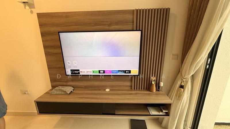 Urban Vista, 8 Tanah Merah Kechil Link, Bedok / Upper East Coast, 1 Bedroom, 441 sqft, Condominium For Rent, by Daphne Phua, 500264206 - Smart TV - PropertyGuru.com.sg