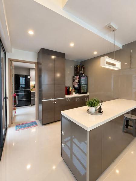 Twin Fountains, 15 Woodlands Avenue 6, Admiralty / Woodlands, 5 Bedrooms, 2,207 sqft, Condominium For Sale, by Ben Wong, 500264214 - Kitchen - PropertyGuru.com.sg