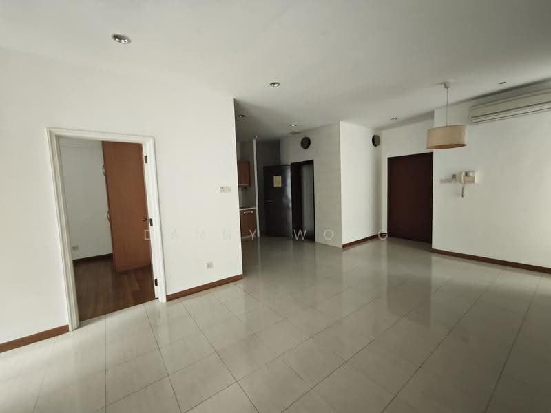 Riverdale Residence, 346 River Valley Road, Orchard / River Valley, 2 Bedrooms, 1,118 sqft, Condominium For Rent, by Danny Wong, 500264224 - Living Room - PropertyGuru.com.sg