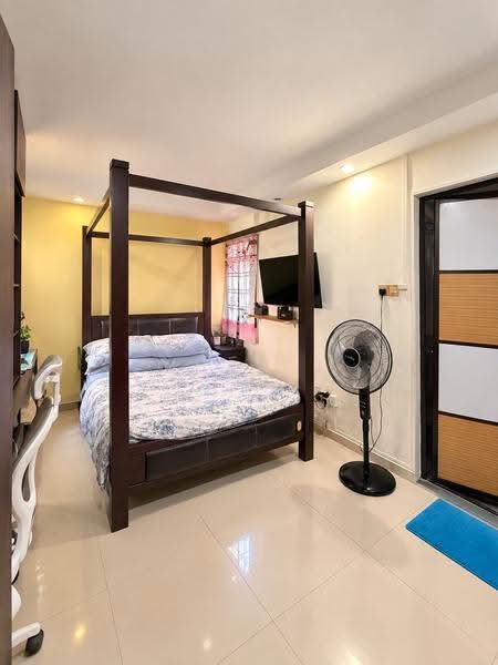 304B Anchorvale Link, 304B Anchorvale Link, Hougang / Punggol / Sengkang, 3 Bedrooms, 1,184 sqft, HDB Flat For Sale, by Nura J, 500264231 - Bedroom - PropertyGuru.com.sg