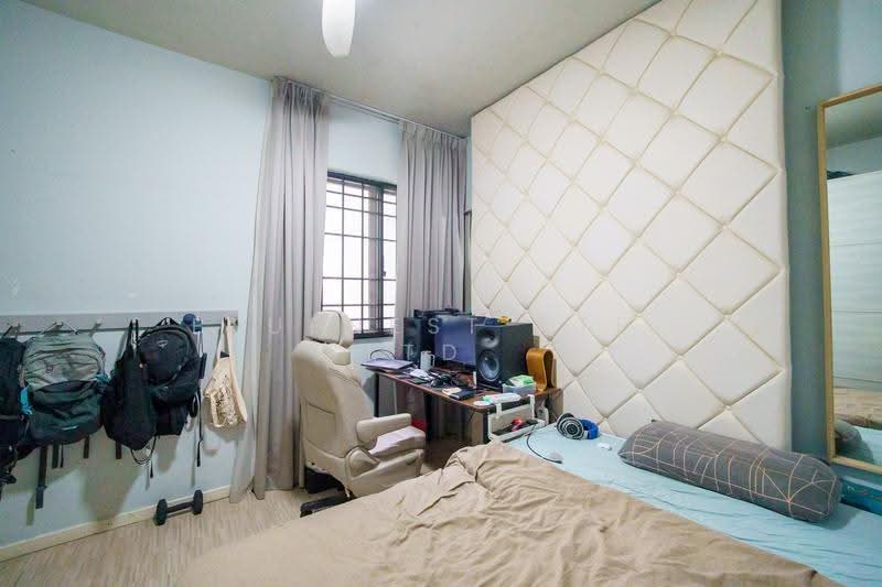 Central Green, 9 Jalan Membina, Alexandra / Commonwealth, 2 Bedrooms, 947 sqft, Condominium For Sale, by JOREEN LIM, 500264235 - Bedroom - PropertyGuru.com.sg