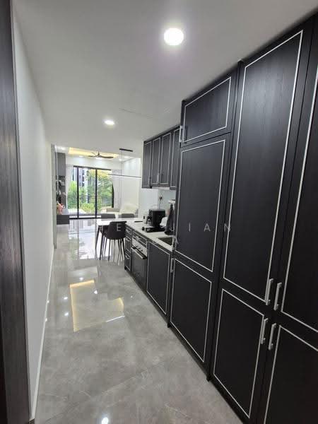 Mayfair Gardens, 16 Rifle Range Road, Clementi Park / Upper Bukit Timah, 2 Bedrooms, 753 sqft, Condominium For Sale, by Shen Jian Hua, 500264249 - Kitchen - PropertyGuru.com.sg