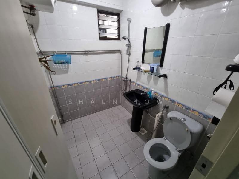 26 Dover Crescent, 26 Dover Crescent, Buona Vista / West Coast / Clementi New Town, Room Rental, 120 sqft, HDB Flat For Rent, by Shaun How, 500264251 - Bathroom - PropertyGuru.com.sg