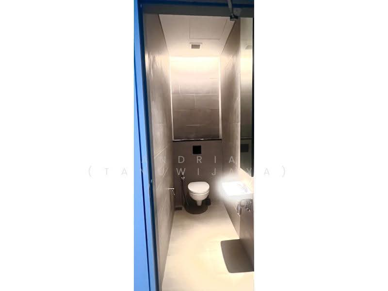 One Tat Seng, Tannery Lane, Macpherson / Potong Pasir, 2,500 sqft, Light Industrial (B1) For Rent, by Andria (Tanuwijaya), 500264275 - Bathroom - CommercialGuru.com.sg