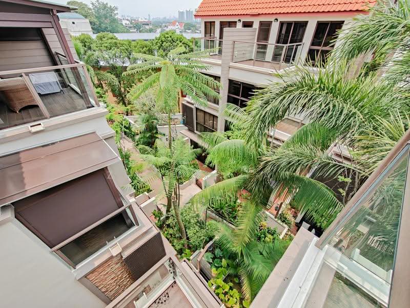 Eleven @ Holland, 11 Holland Link, Tanglin / Holland / Bukit Timah, 5 Bedrooms, 3,735 sqft, Cluster House For Sale, by Zhi Wei Tan, 500264278 - PropertyGuru.com.sg
