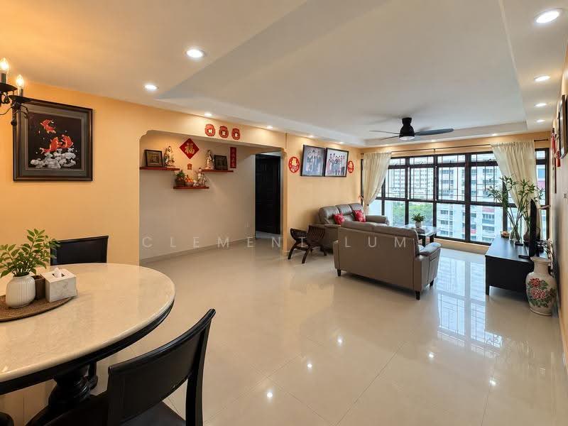 63 Teban Gardens Road, 63 Teban Gardens Road, Boon Lay / Jurong / Tuas, 3 Bedrooms, 1,238 sqft, HDB Flat For Sale, by Clement Lum, 500264290 - Living Room - PropertyGuru.com.sg