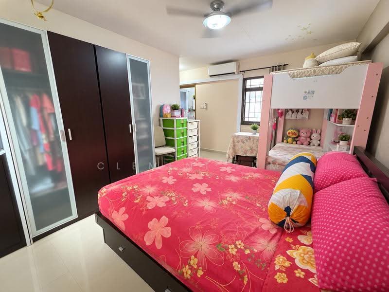63 Teban Gardens Road, 63 Teban Gardens Road, Boon Lay / Jurong / Tuas, 3 Bedrooms, 1,238 sqft, HDB Flat For Sale, by Clement Lum, 500264290 - Bedroom - PropertyGuru.com.sg